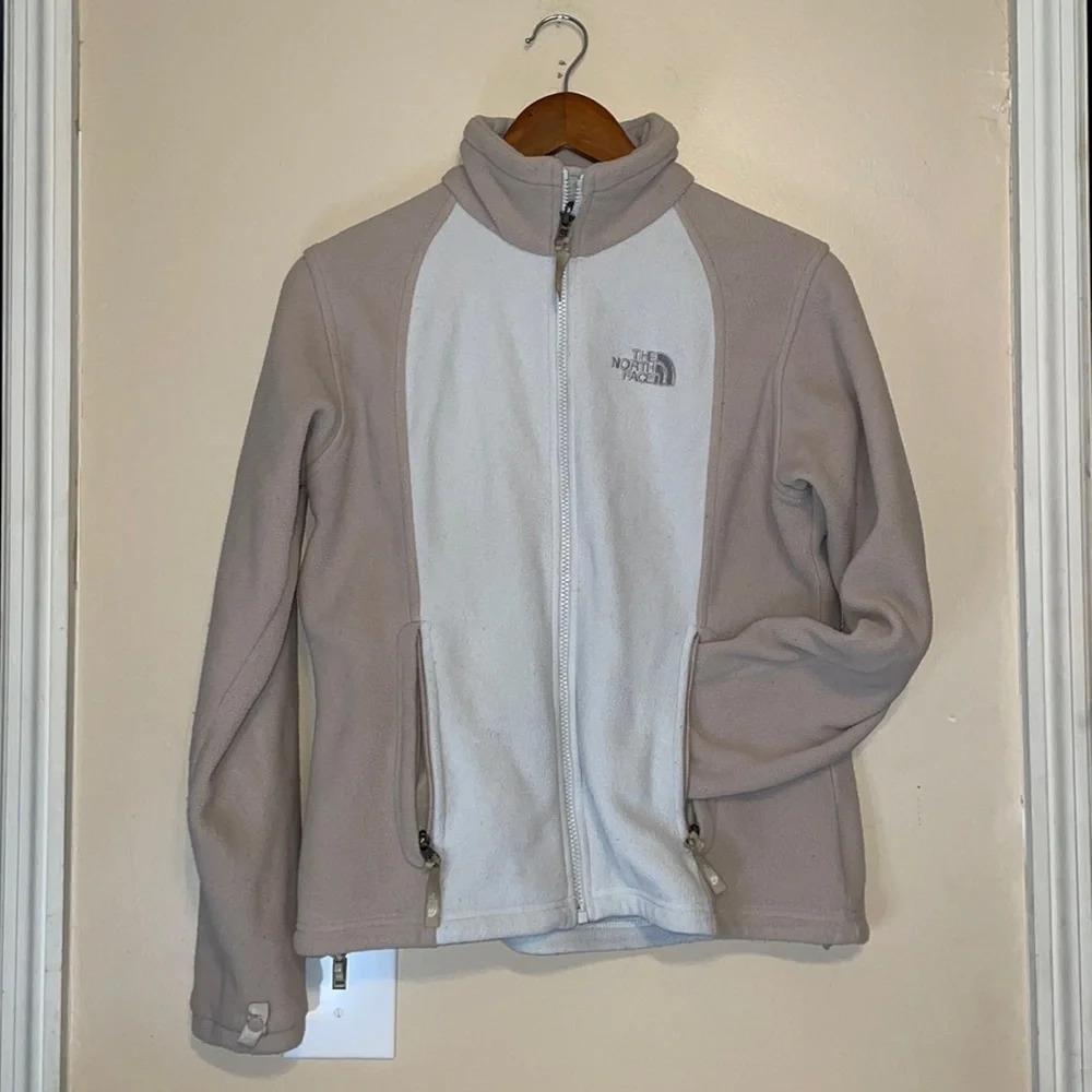 North Face women’s Medium jacket Fleece tan cream full zip pockets warm
